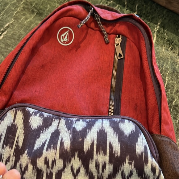 Volcom backpack ~ ikat print - Picture 8 of 8